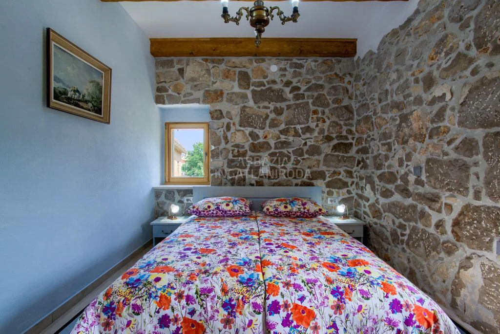 Garica – Önálló villa medencével