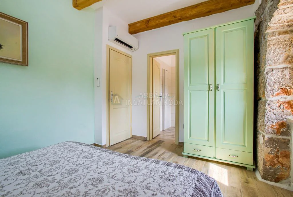 Garica – Önálló villa medencével
