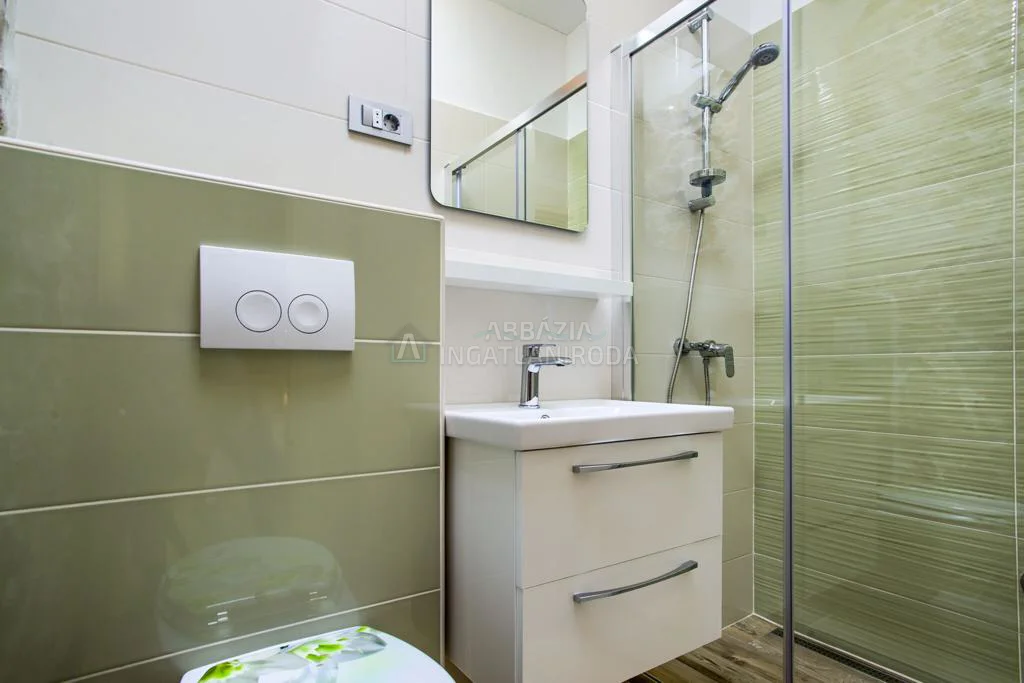 Garica – Önálló villa medencével