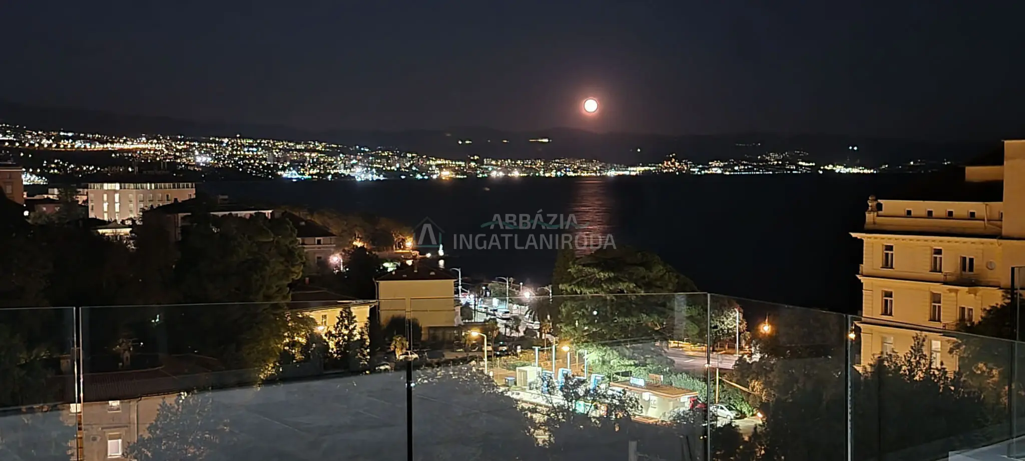Opatija – Önálló luxusvilla medencével