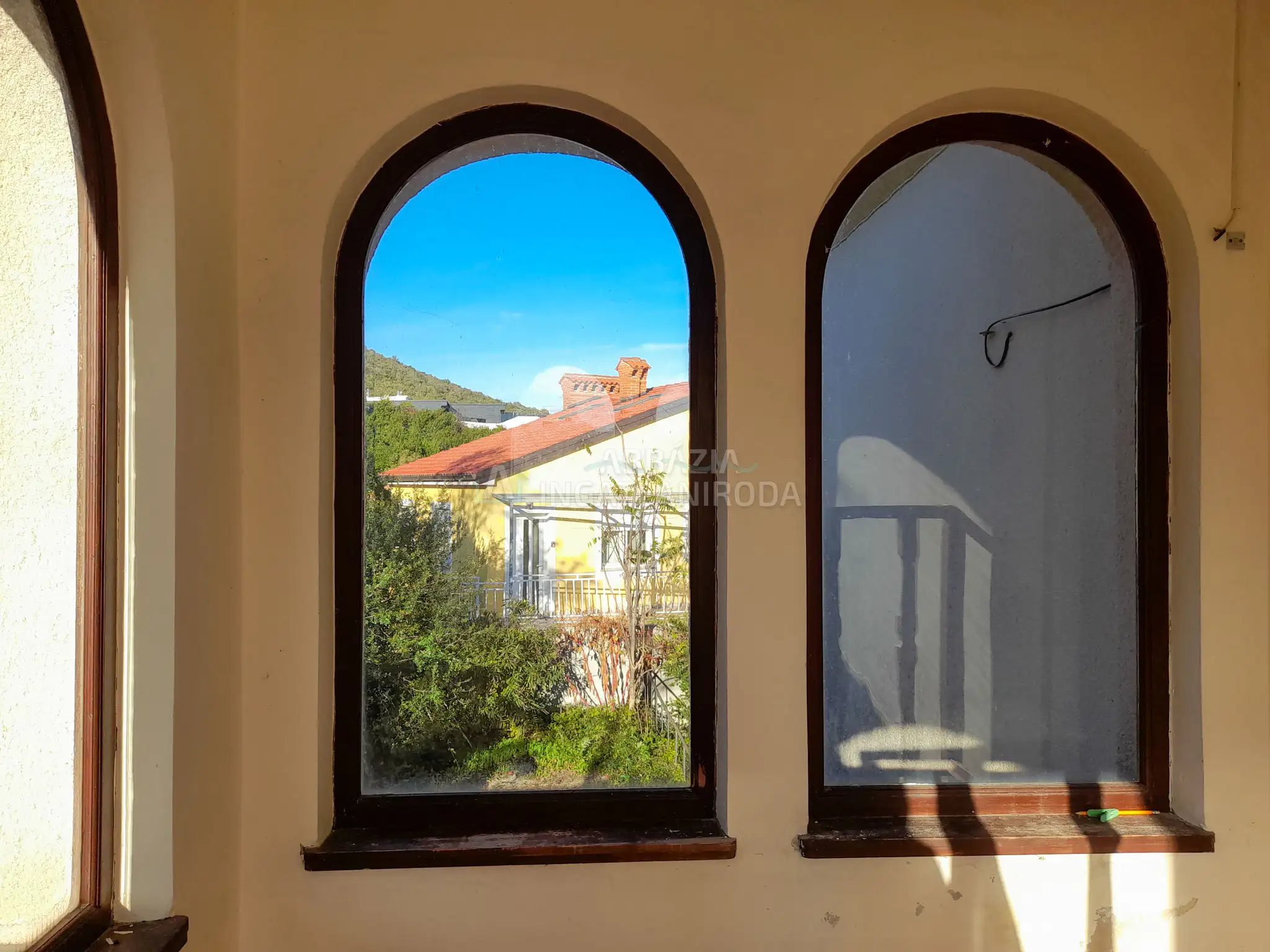 Opatija – Panorámás családi ház 5 percre a tengertől, kiemelkedő befektetési lehetőség