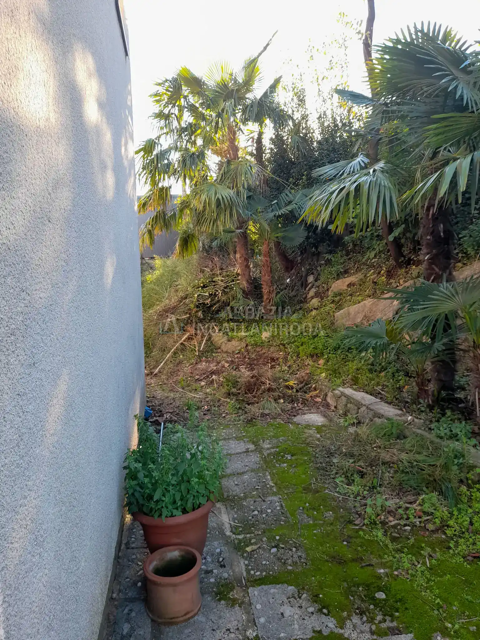 Opatija – Panorámás családi ház 5 percre a tengertől, kiemelkedő befektetési lehetőség