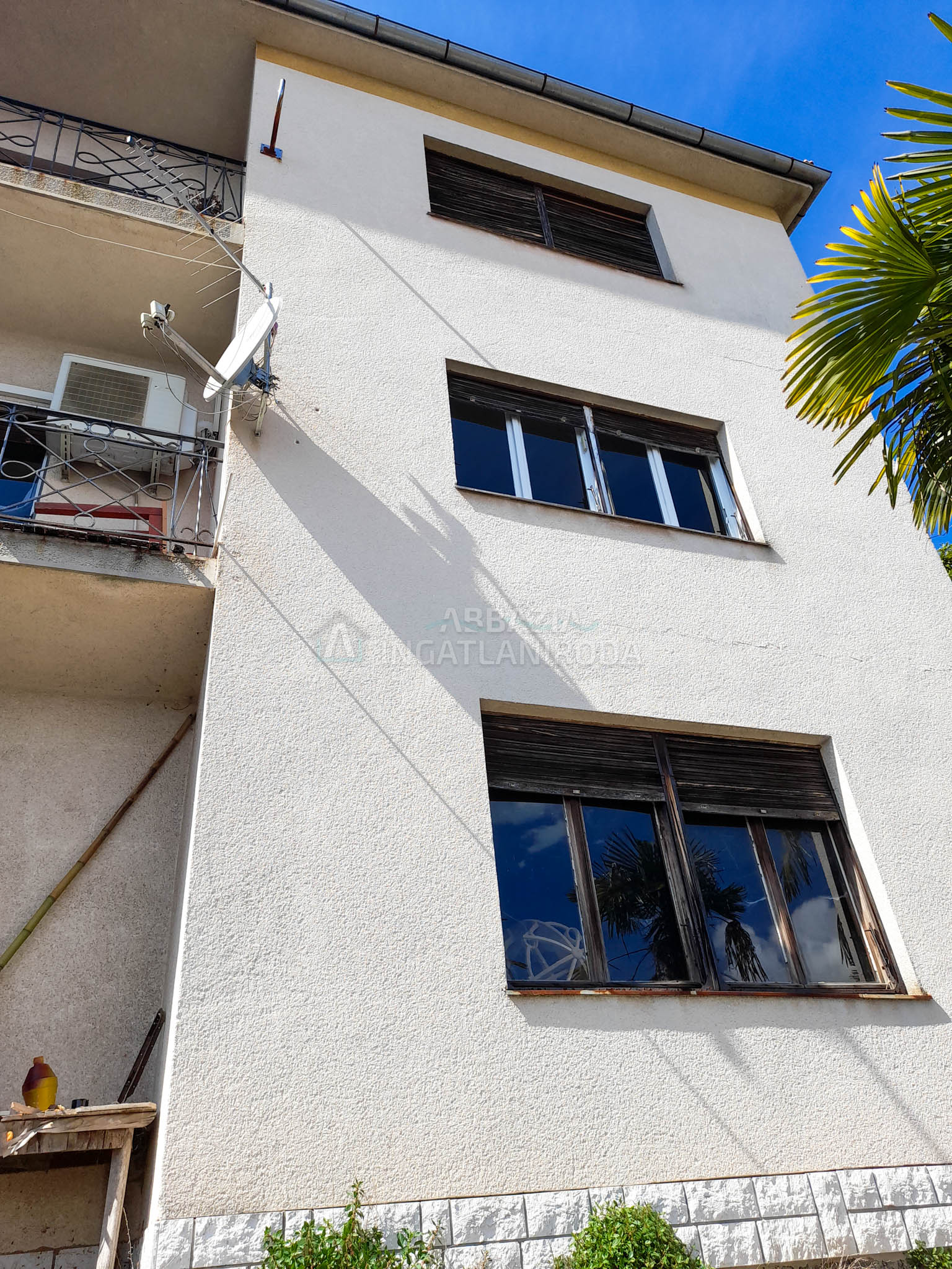 Opatija – Panorámás családi ház 5 percre a tengertől, kiemelkedő befektetési lehetőség
