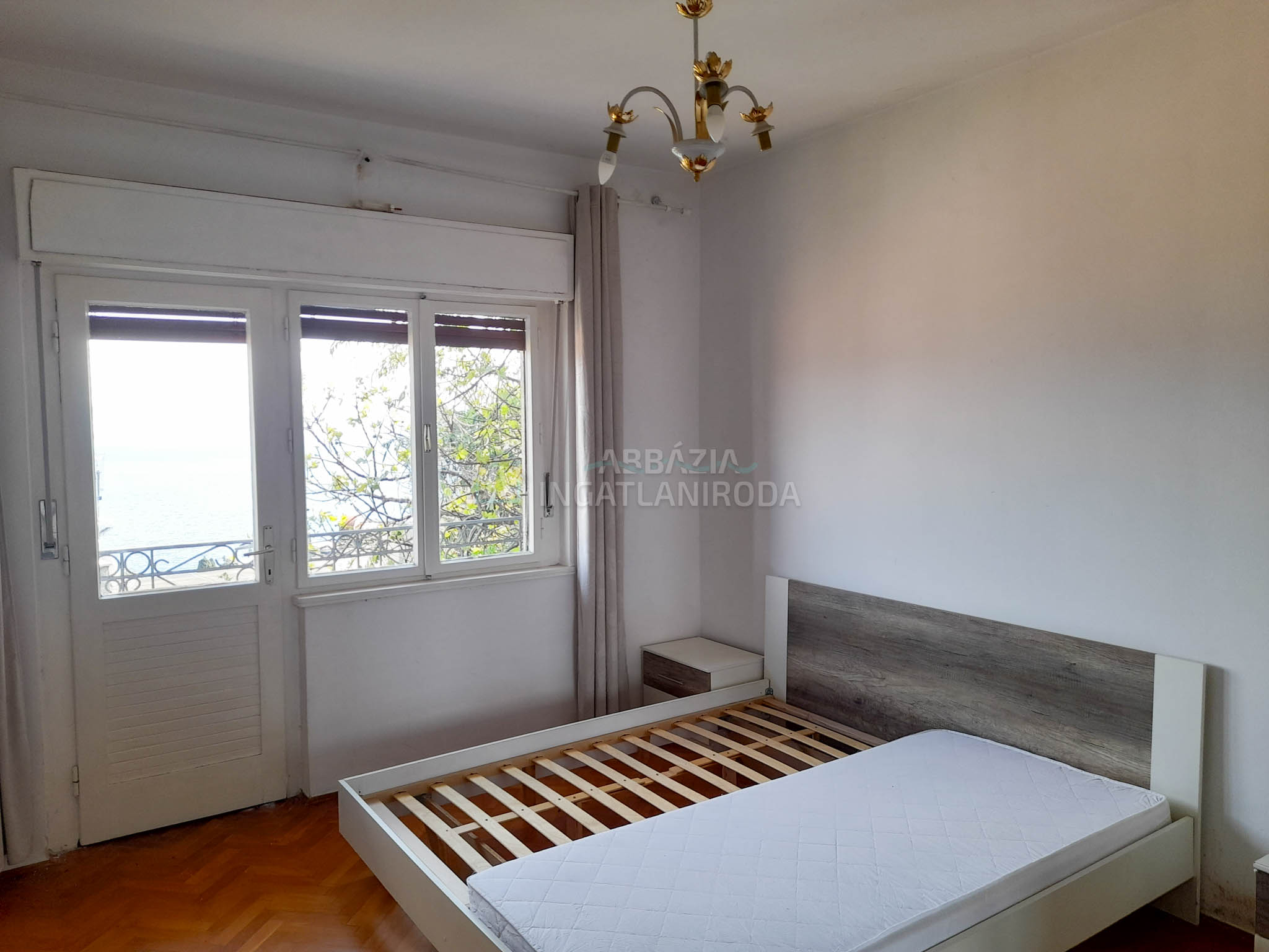 Opatija – Panorámás családi ház 5 percre a tengertől, kiemelkedő befektetési lehetőség