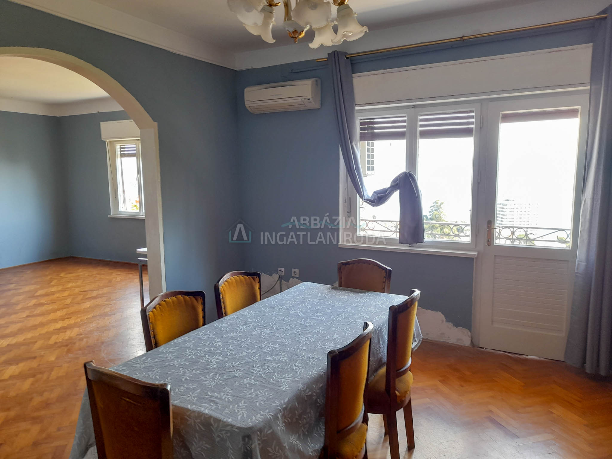 Opatija – Panorámás családi ház 5 percre a tengertől, kiemelkedő befektetési lehetőség
