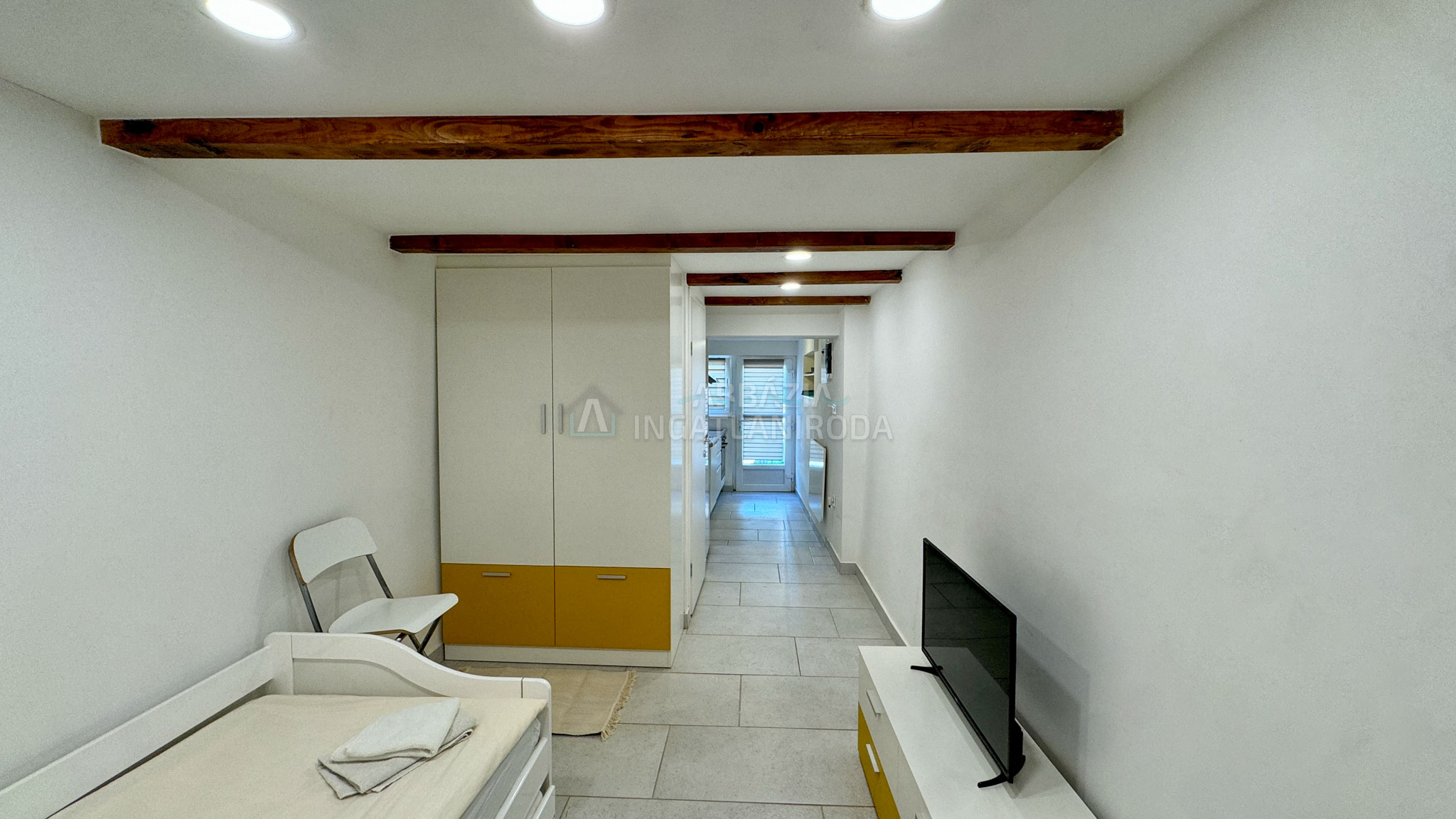 Punat – Felújított ház az óvárosban, két apartmannal és kerttel