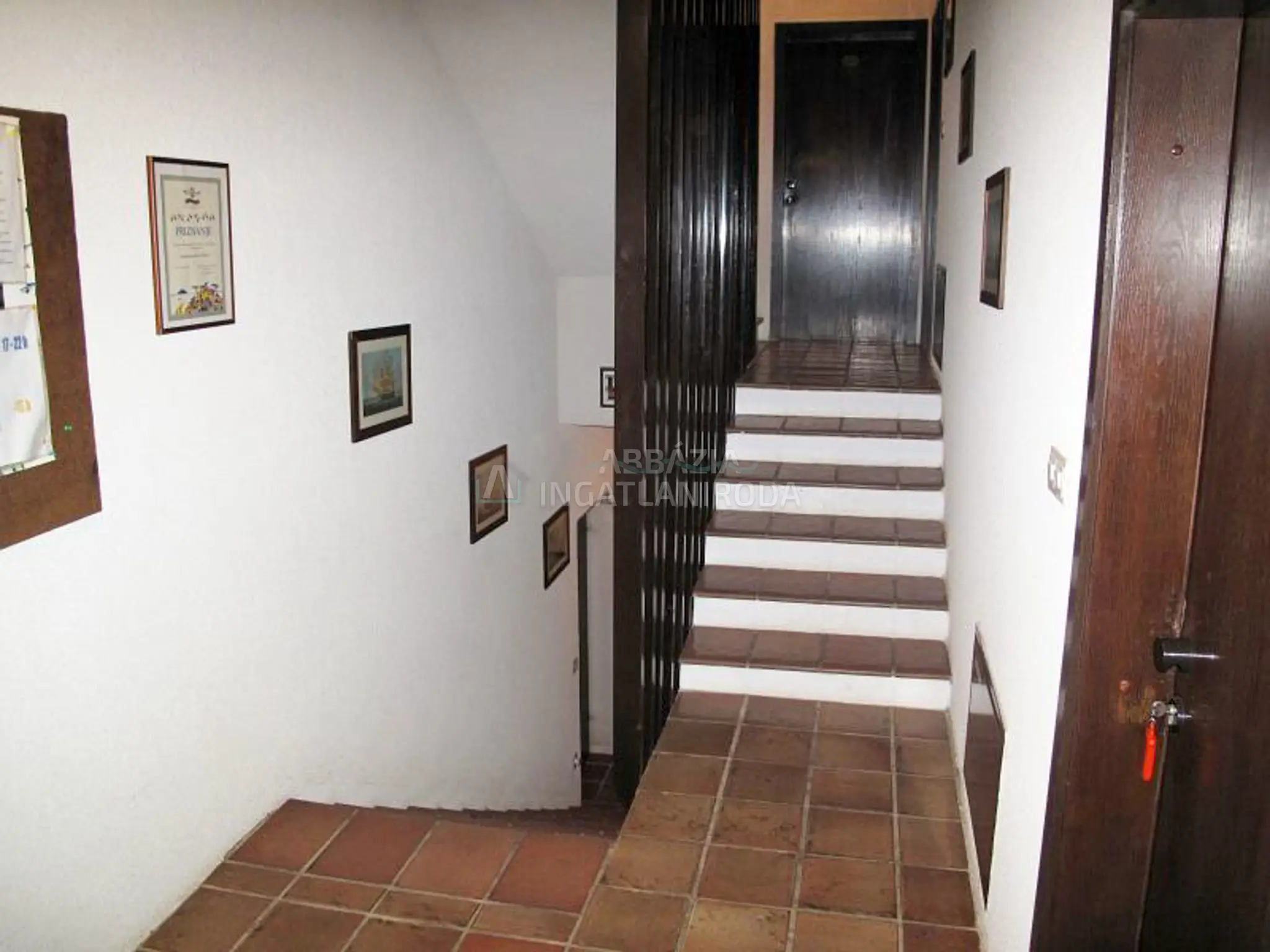 Punat – Luxus felszereltségű önálló apartmanház – közvetlenül a tengerparton, első sor