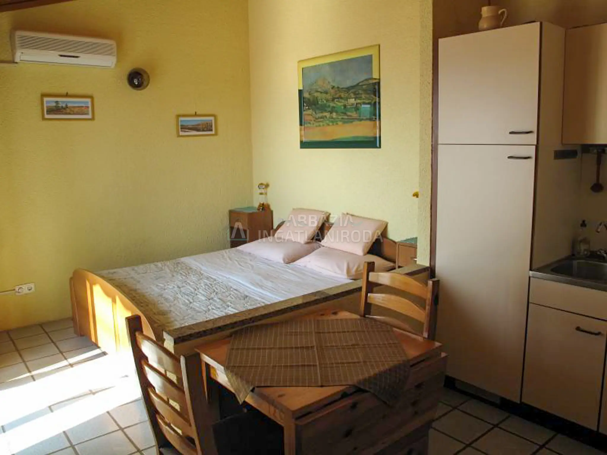 Punat – Luxus felszereltségű önálló apartmanház – közvetlenül a tengerparton, első sor