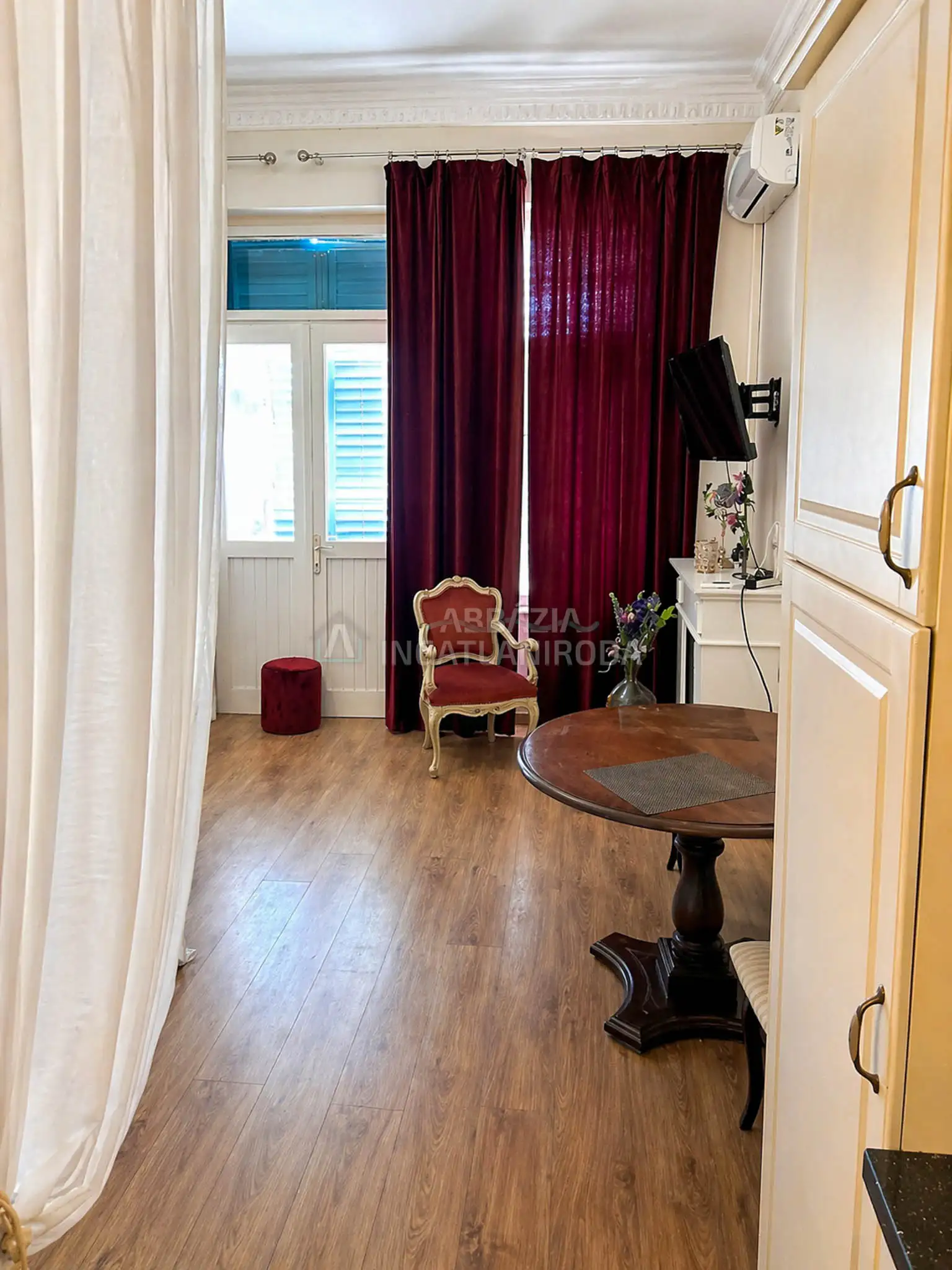 Opatija – Tengeri panorámás apartman villaépületben, saját terasszal