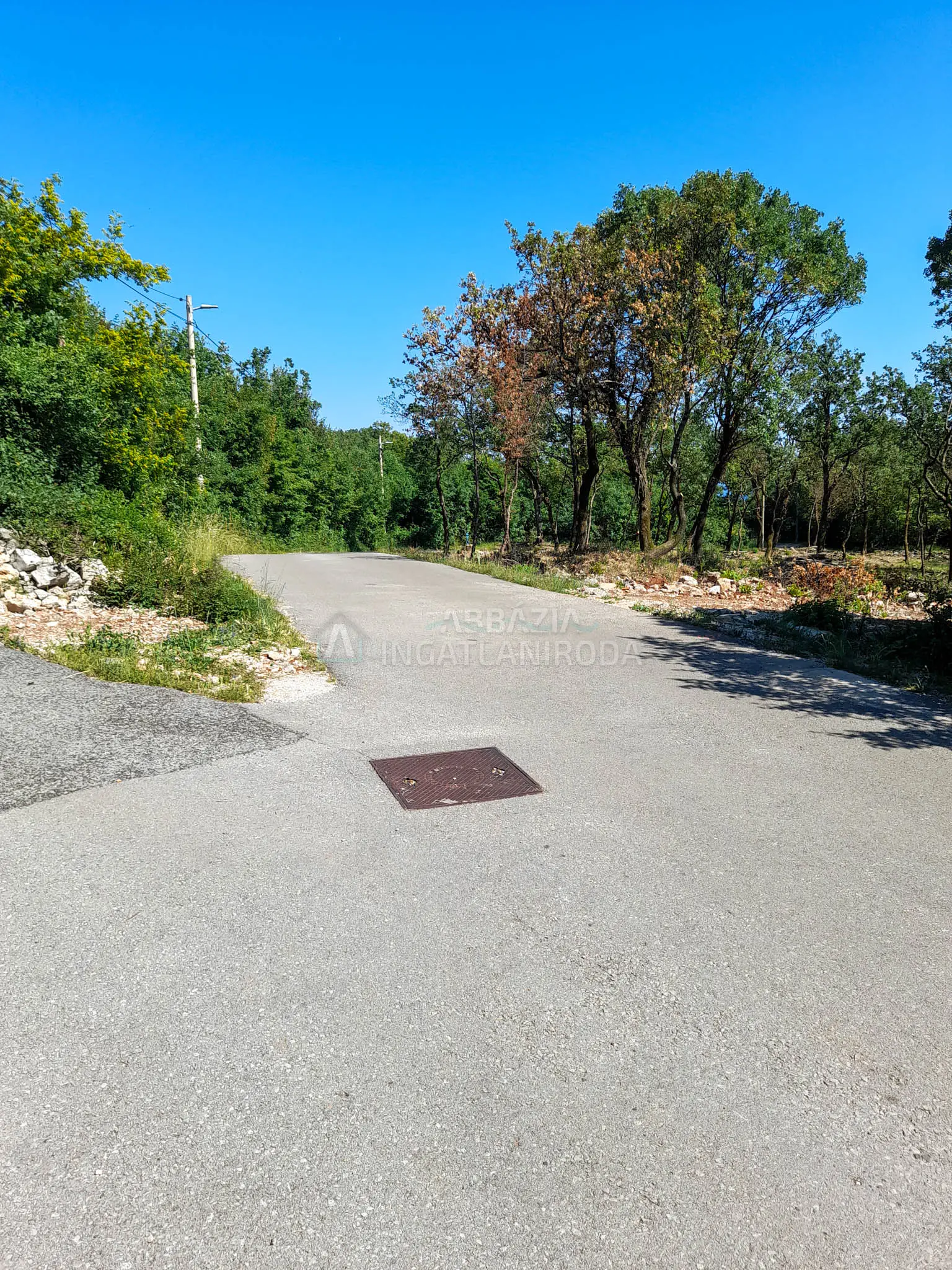 Panorámás építési telek Rijeka és Volosko között