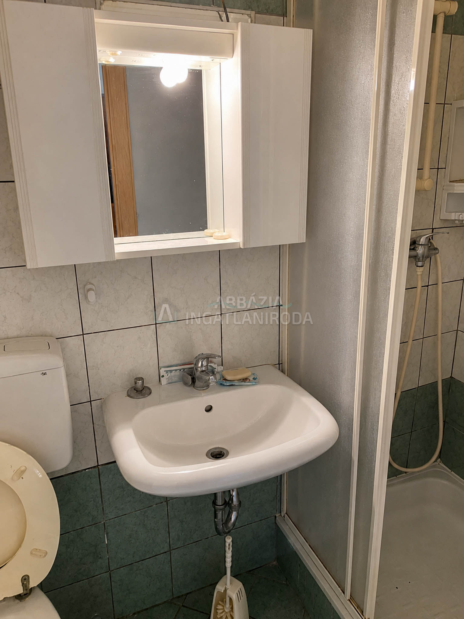 Opatija – Első soros tengerparti apartman történelmi épületben